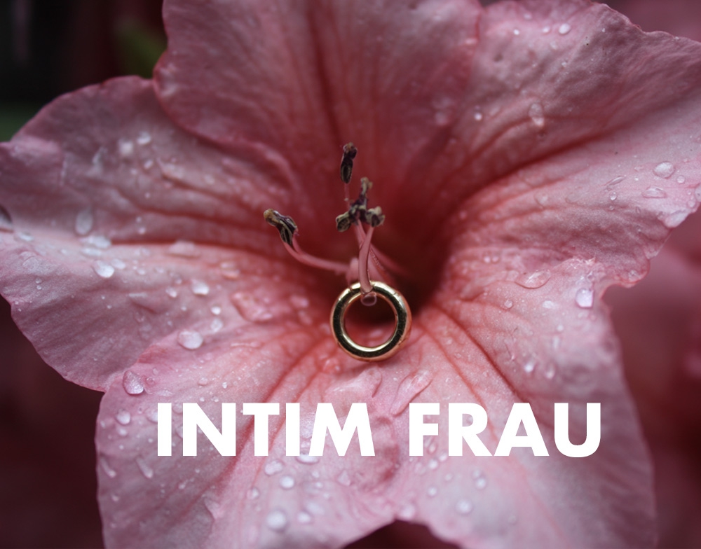 Intim-Piercings-Frau
